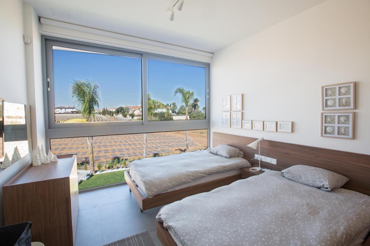 White Pearl Villas Protaras Exterior photo